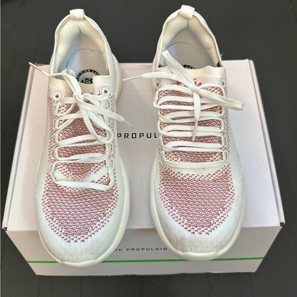 APL Techloom Women’s shoes NEW